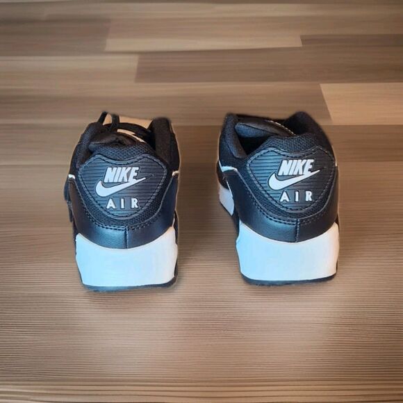 Size 7.5 - Nike Air Max 90 Black White W - Picture 3 of 6